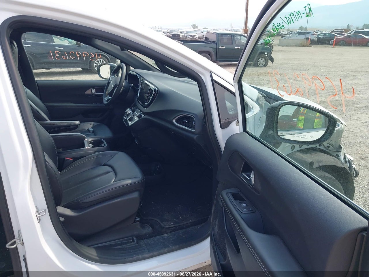 2026 CHRYSLER PACIFICA SELECT · 5/11