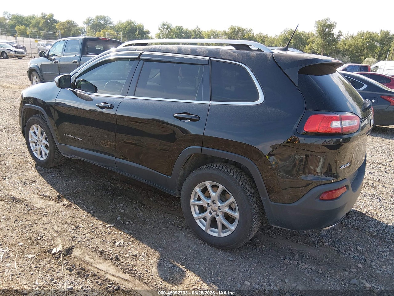 2016 JEEP CHEROKEE LATITUDE · 3/11