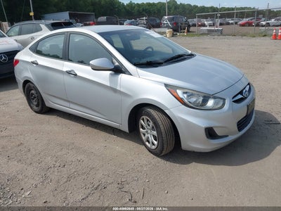 2012 HYUNDAI ACCENT GLS