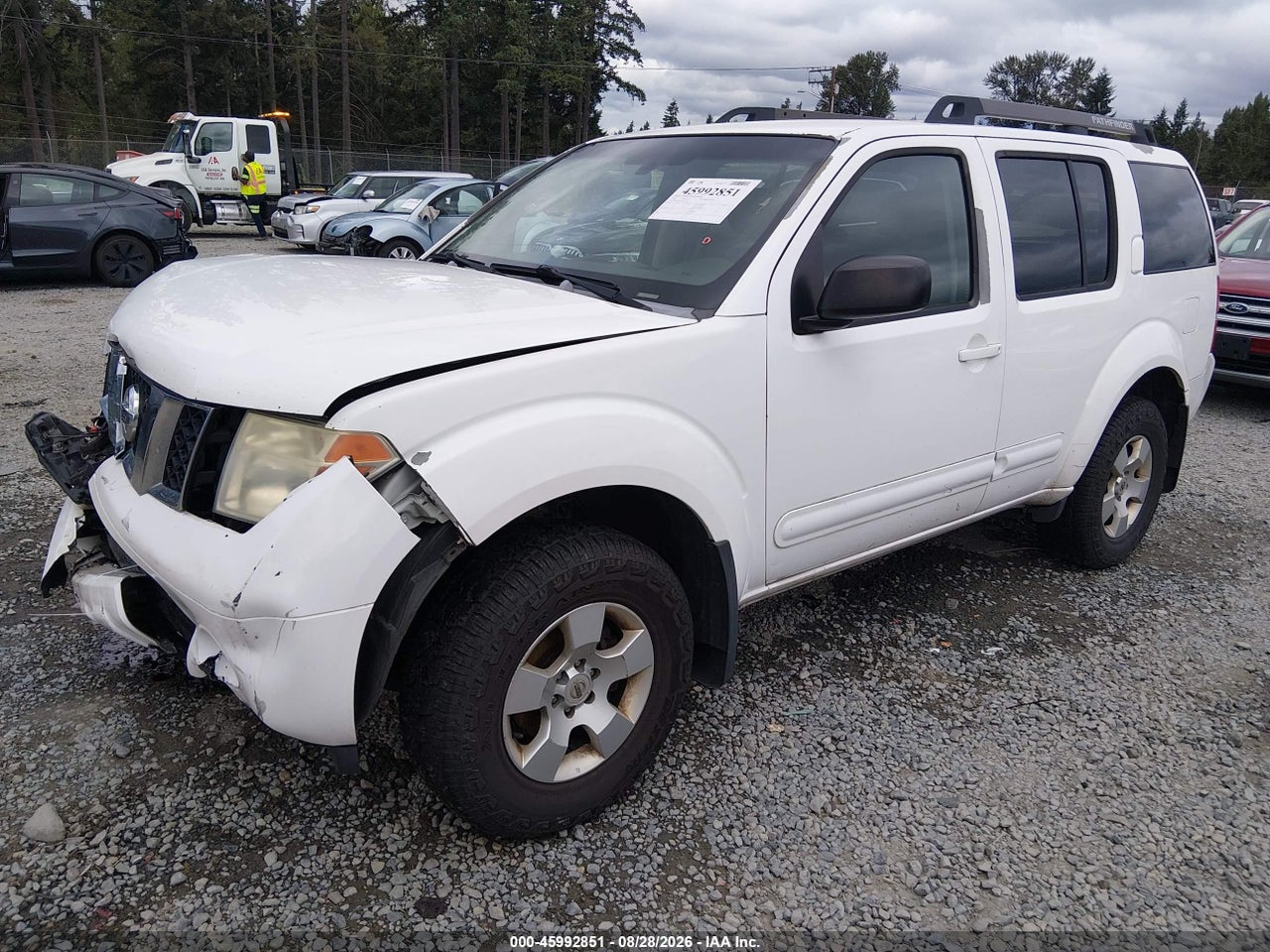 2006 NISSAN PATHFINDER S · 2/11