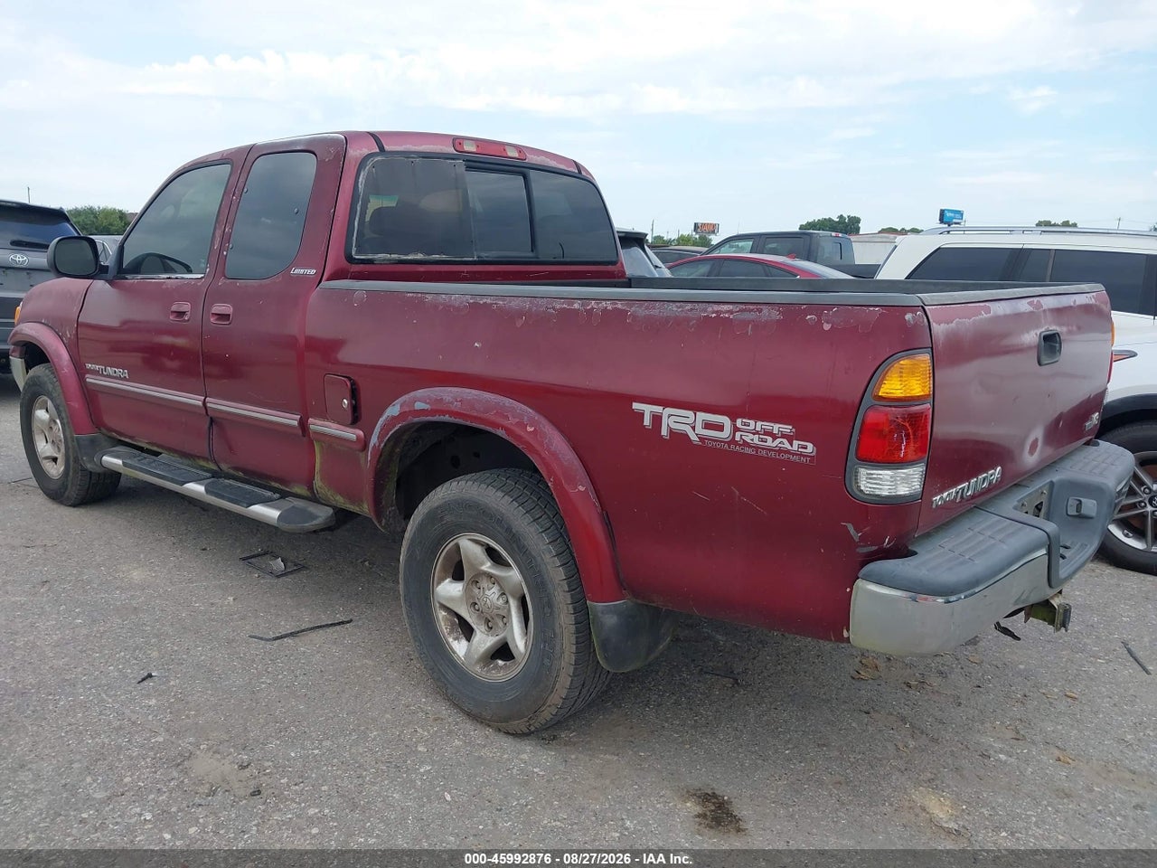2002 TOYOTA TUNDRA LTD V8 · 3/11