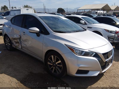 2021 NISSAN VERSA SV XTRONIC CVT