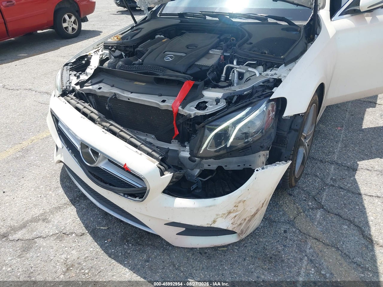 2019 MERCEDES-BENZ E 300 · 6/11