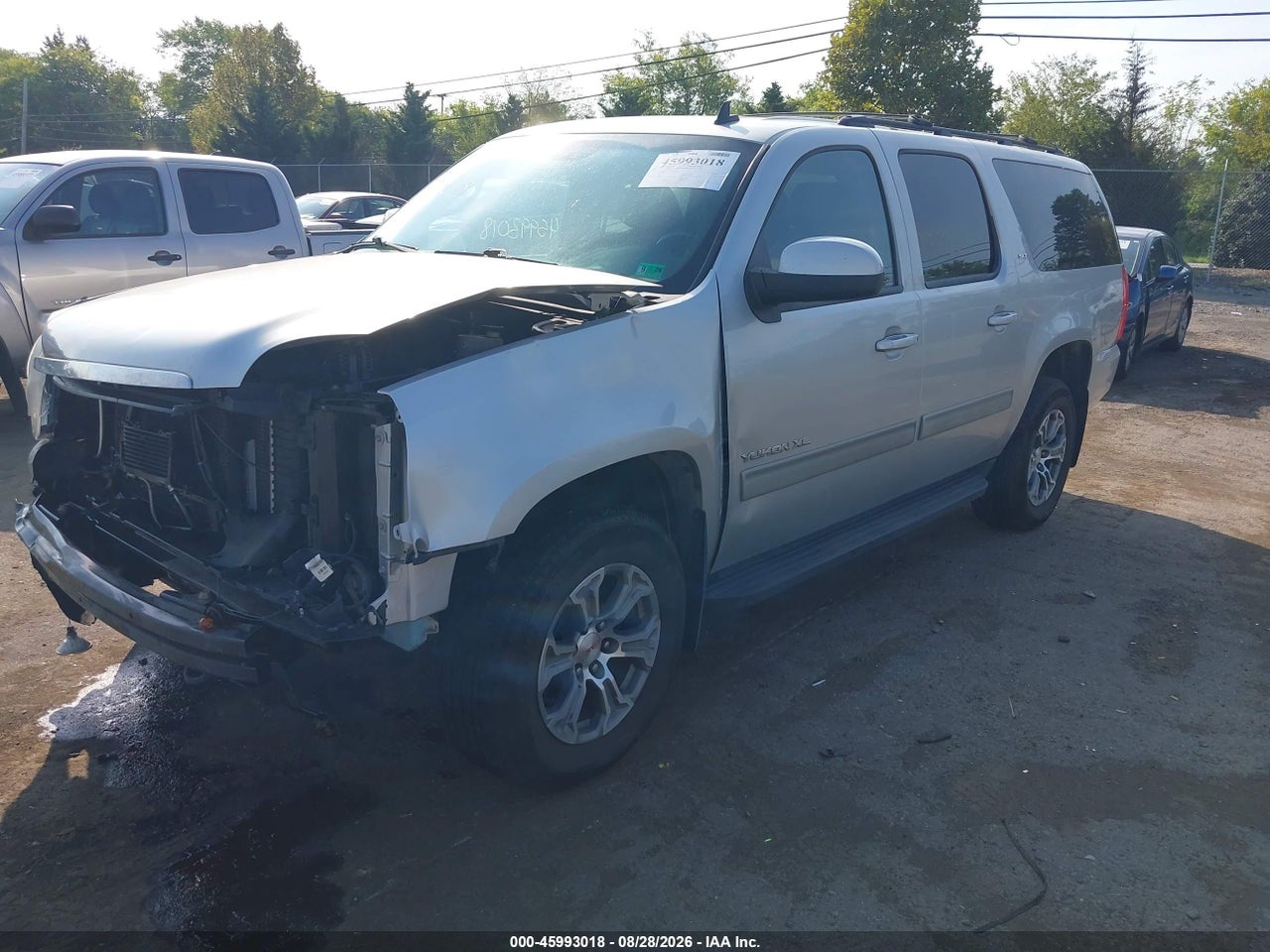 2012 GMC YUKON XL 1500 SLT · 2/11