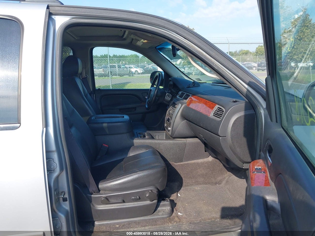 2012 GMC YUKON XL 1500 SLT · 5/11