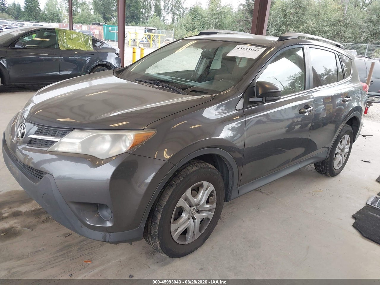2014 TOYOTA RAV4 LE · 2/11