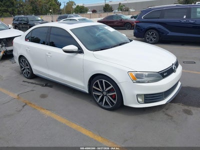 3VW5A7AJ7DM****** · 2013 VOLKSWAGEN JETTA GLI AUTOBAHN