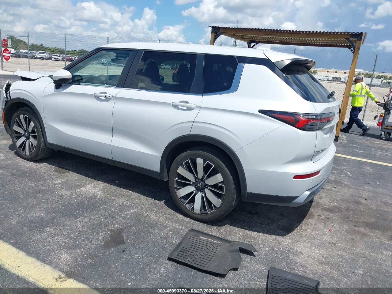 2025 MITSUBISHI OUTLANDER SE 2.5 2WD · 3/11