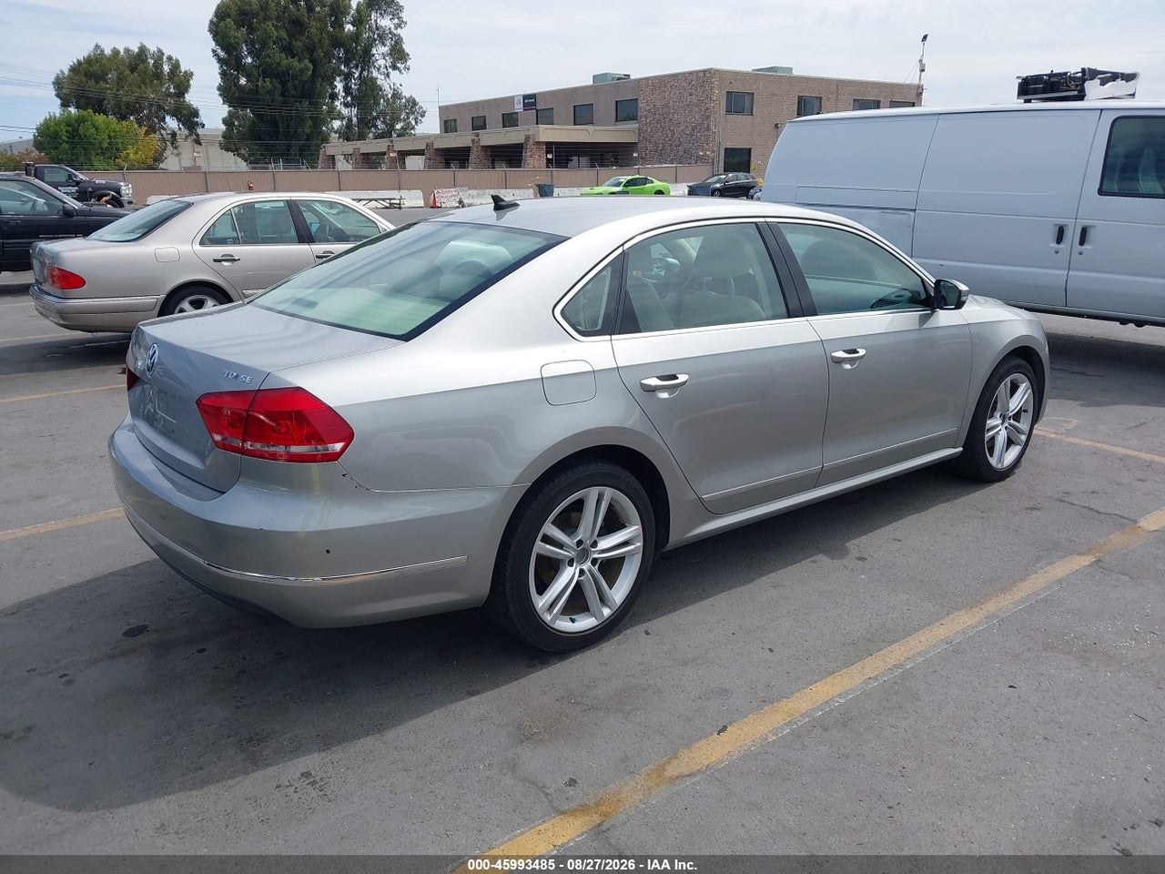 2014 VOLKSWAGEN PASSAT 2.0L TDI SE · 4/11