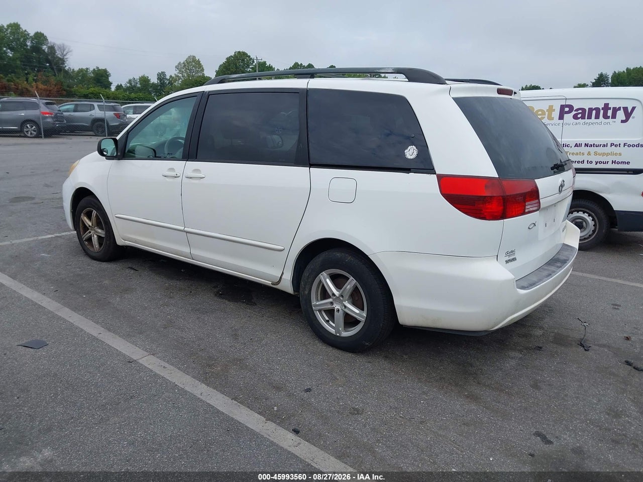 2005 TOYOTA SIENNA LE · 3/11