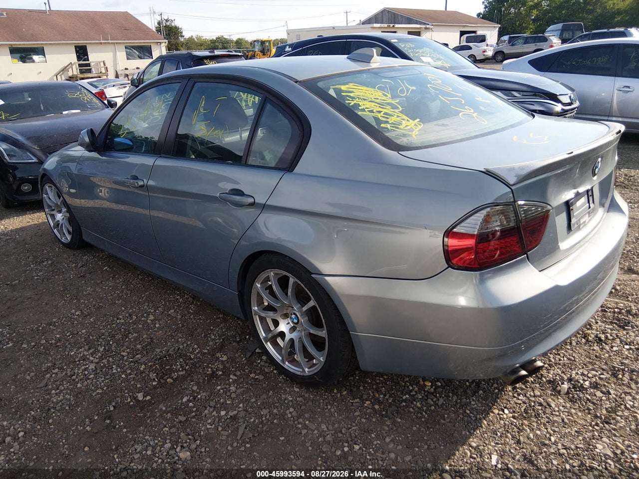 2006 BMW 325I   · 3/10