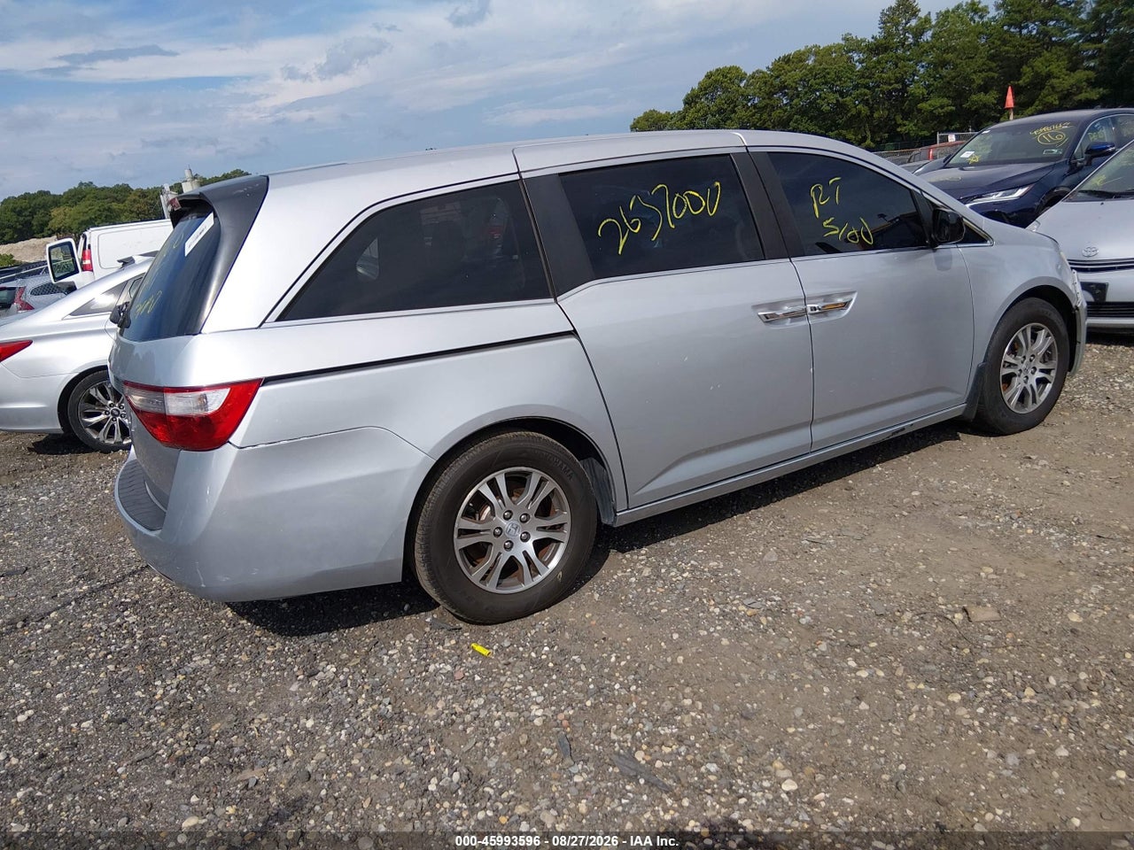 2011 HONDA ODYSSEY EX · 4/10