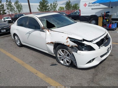 JN1CV6APXFM****** · 2015 INFINITI Q40