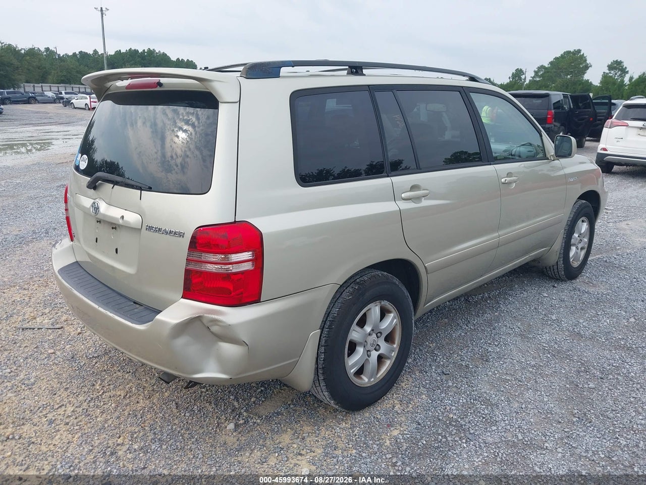 2003 TOYOTA HIGHLANDER LIMITED V6 · 4/11