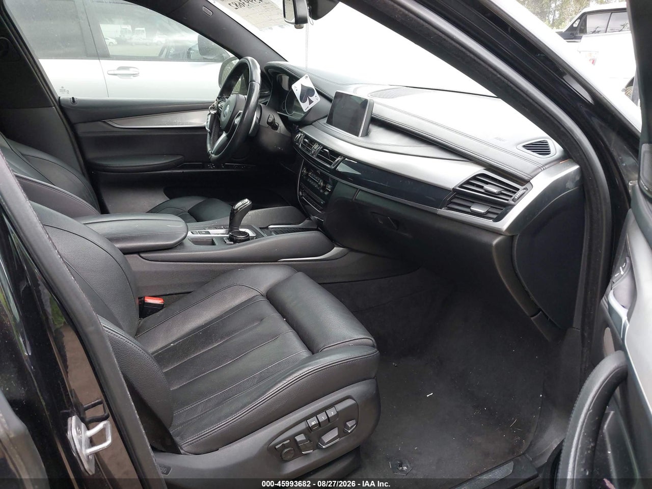 2015 BMW X6 XDRIVE50I · 5/11