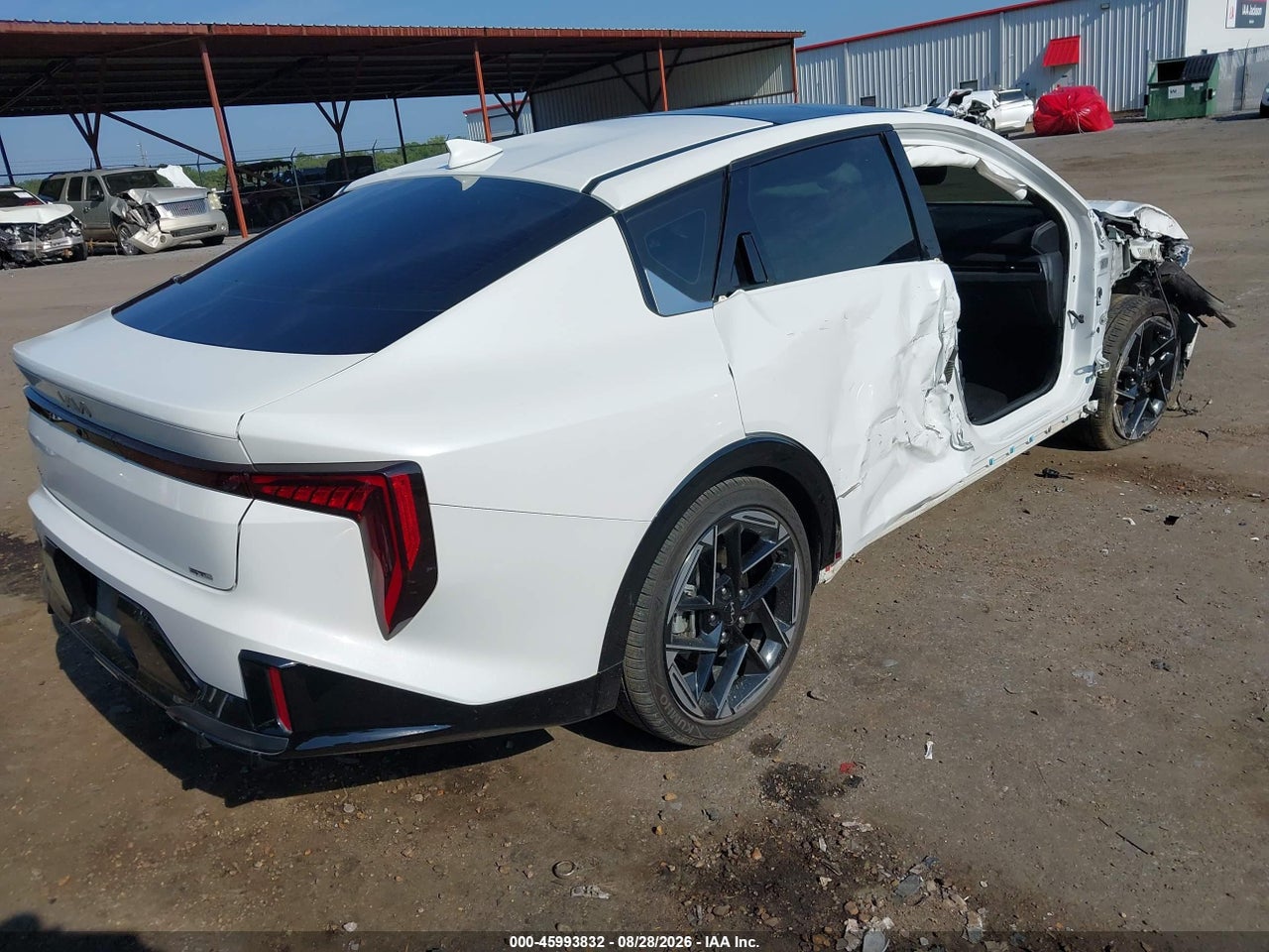 2025 KIA K4 GT-LINE · 4/11
