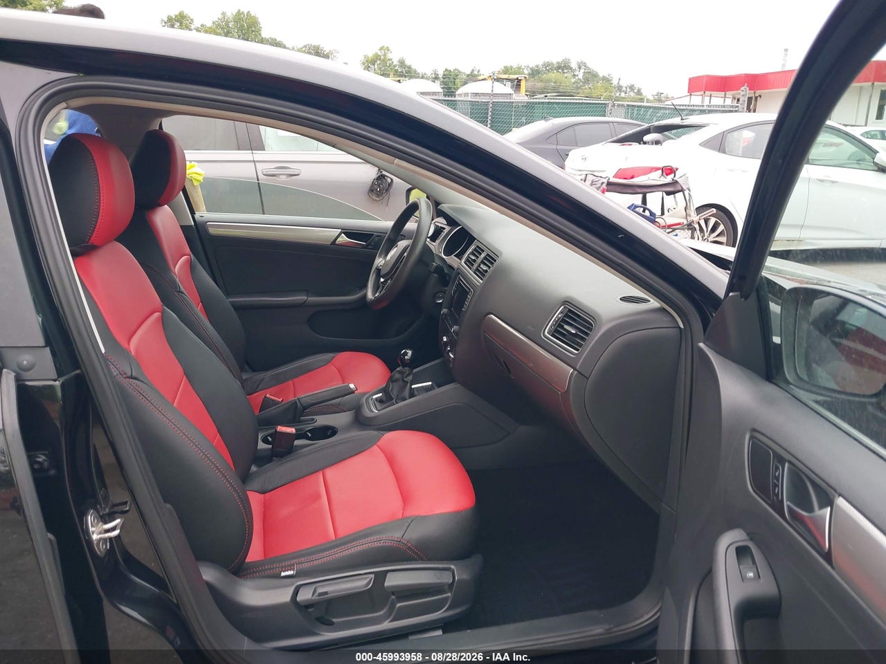 2017 VOLKSWAGEN JETTA 1.4T S · 5/11