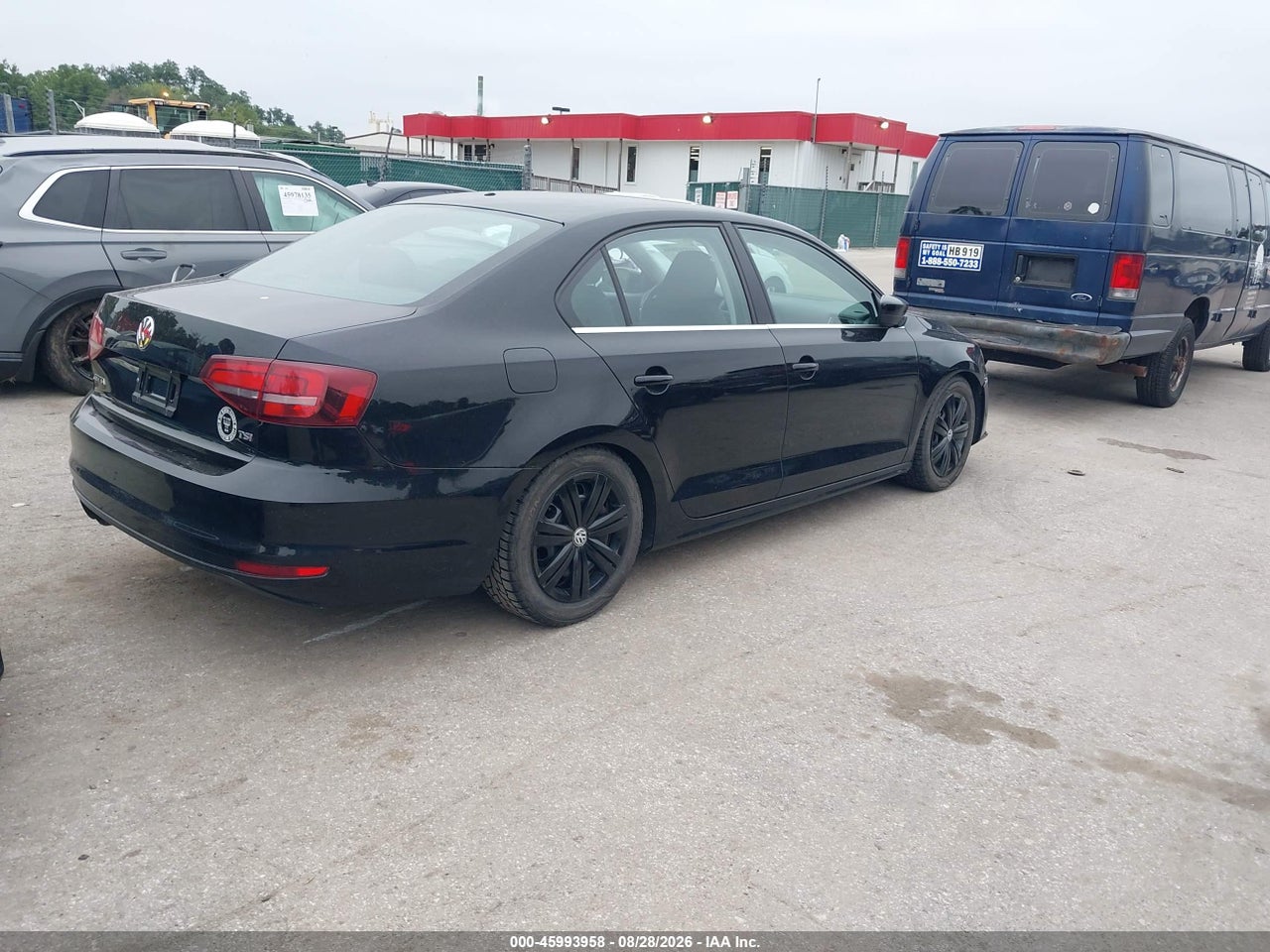 2017 VOLKSWAGEN JETTA 1.4T S · 4/11