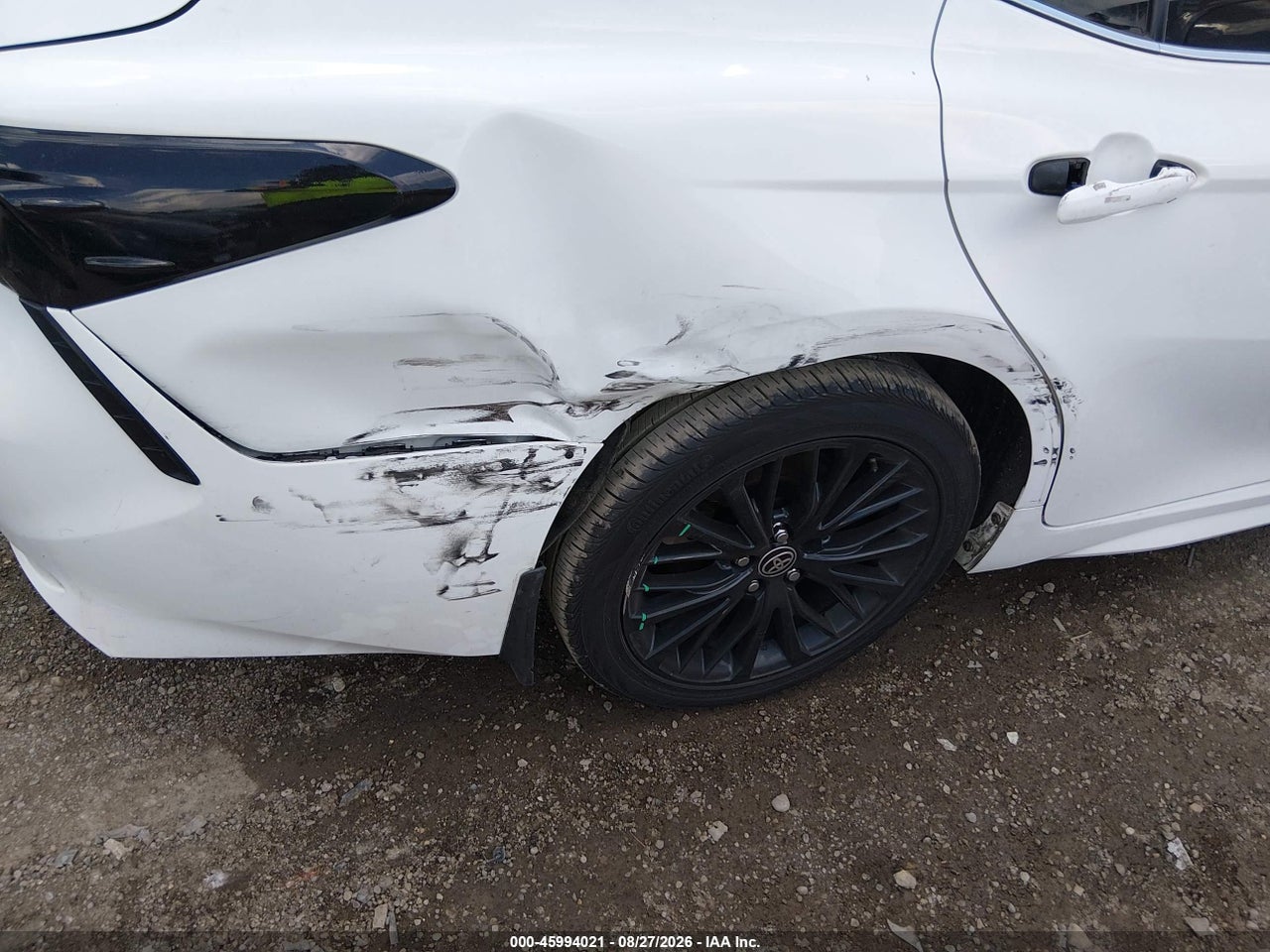 2018 TOYOTA CAMRY SE · 6/11
