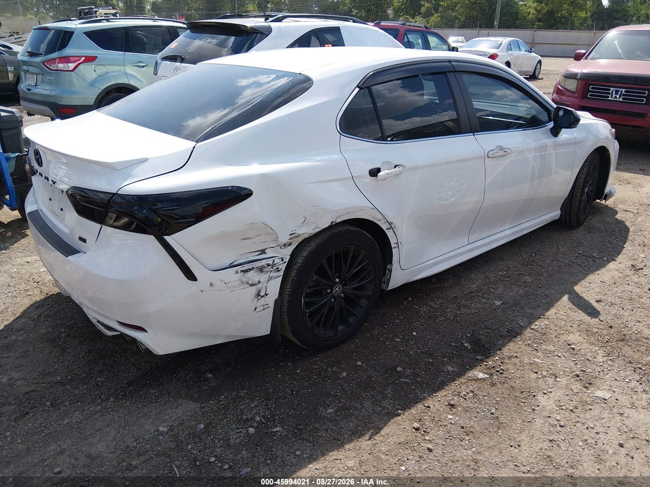 2018 TOYOTA CAMRY SE · 4/11