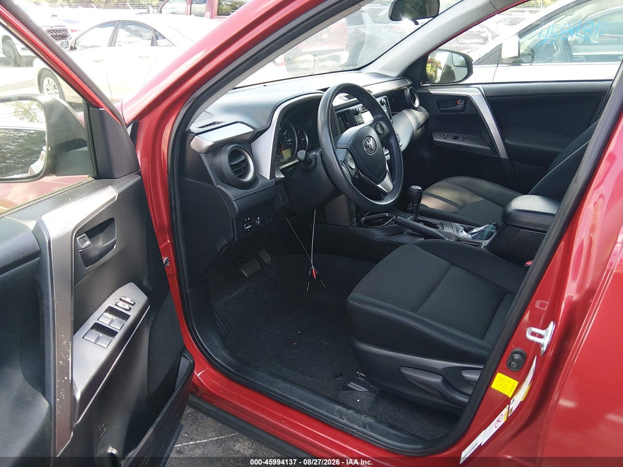 2016 TOYOTA RAV4 LE · 5/11