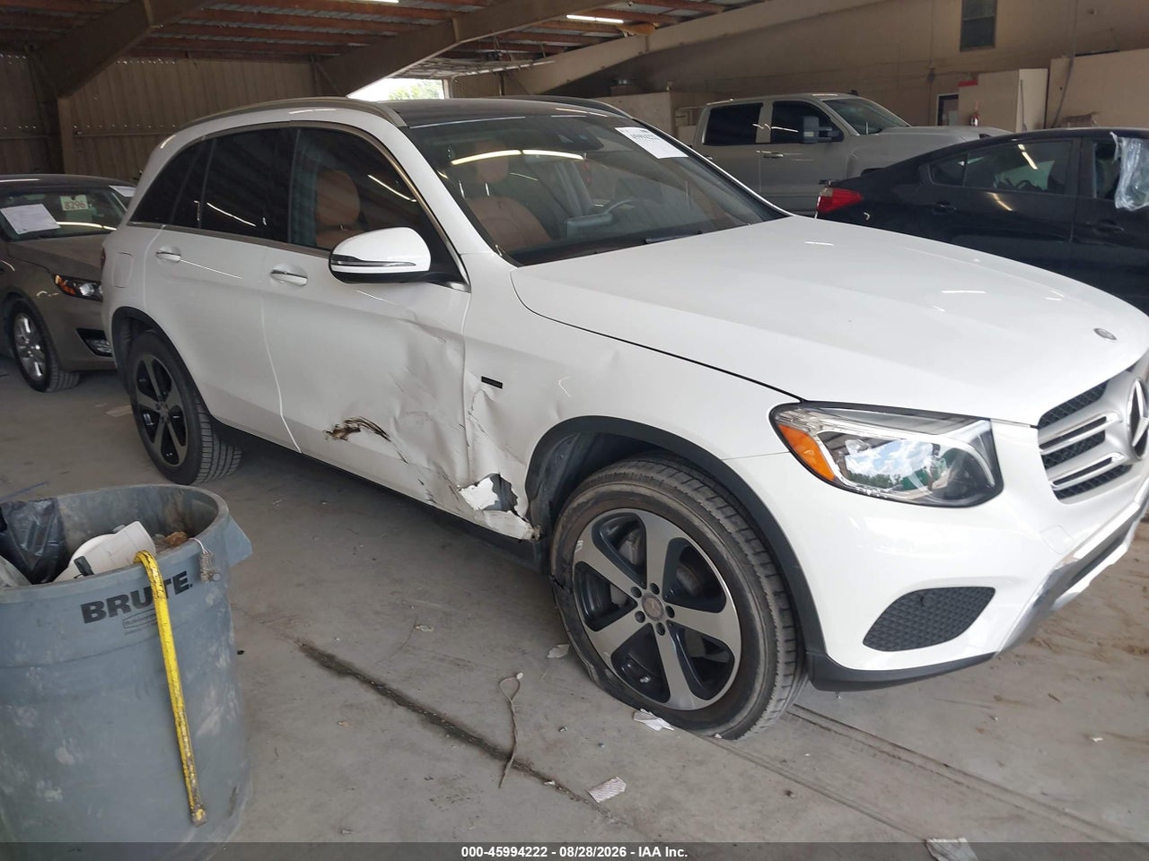 2016 MERCEDES-BENZ GLC 300 4MATIC