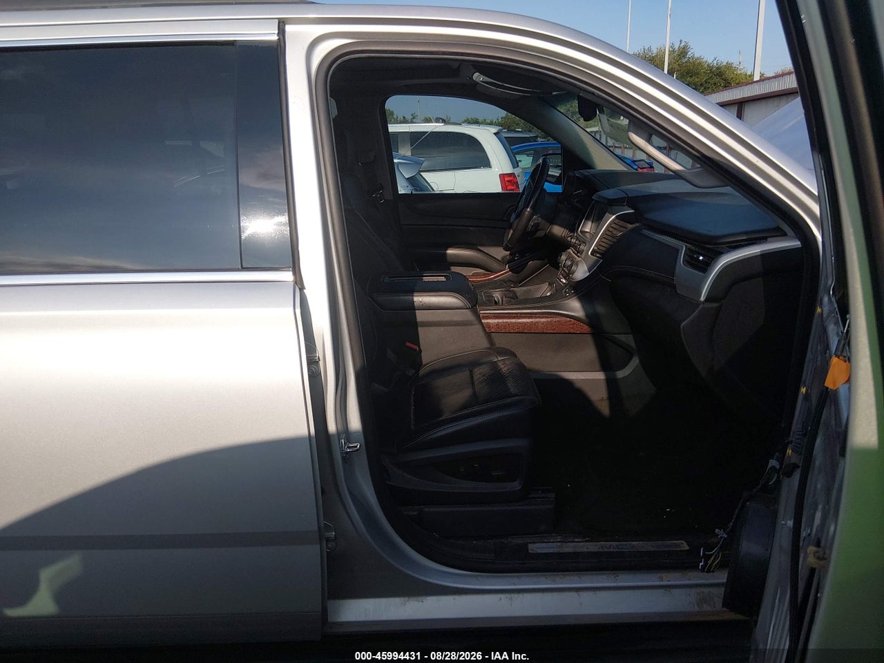 2016 GMC YUKON XL SLT · 5/11