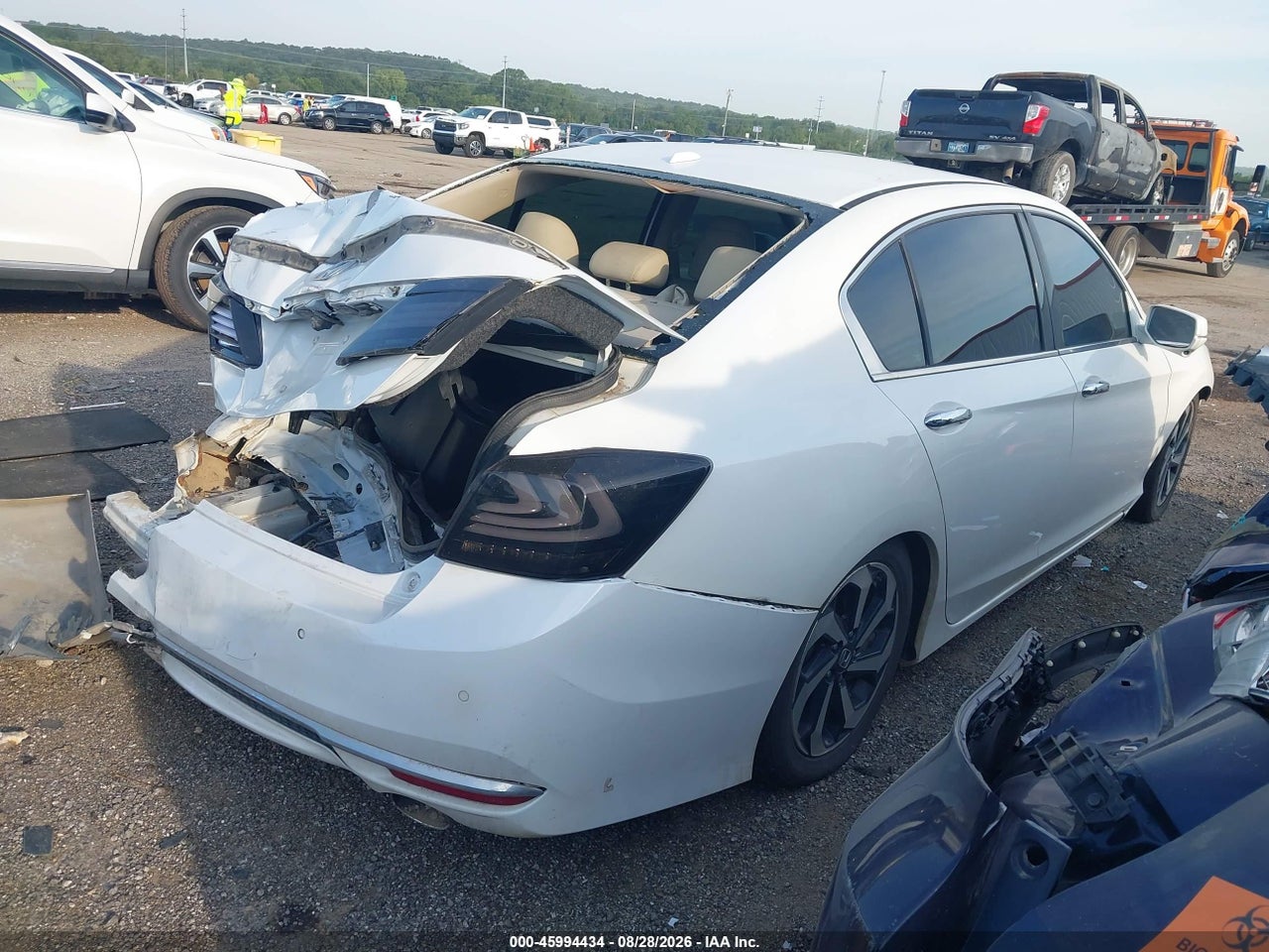 2016 HONDA ACCORD EX-L V-6 · 4/10