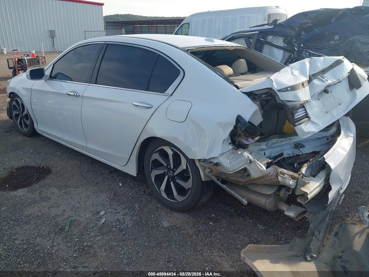 2016 HONDA ACCORD EX-L V-6 · 3/10