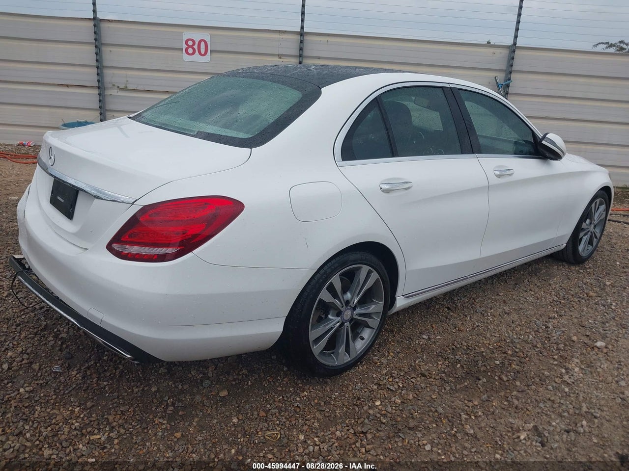 2017 MERCEDES-BENZ C 300 · 4/11