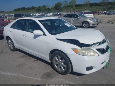 4T4BF3EK7BR****** · 2011 TOYOTA CAMRY LE