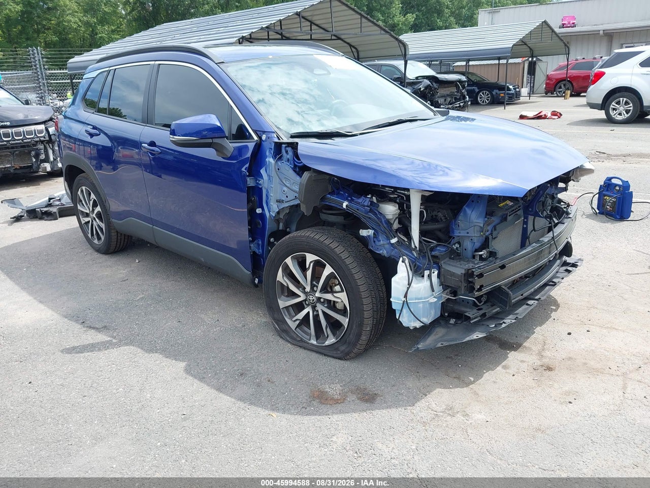 2023 TOYOTA COROLLA CROSS XLE