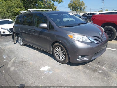 2017 TOYOTA SIENNA XLE 8 PASSENGER