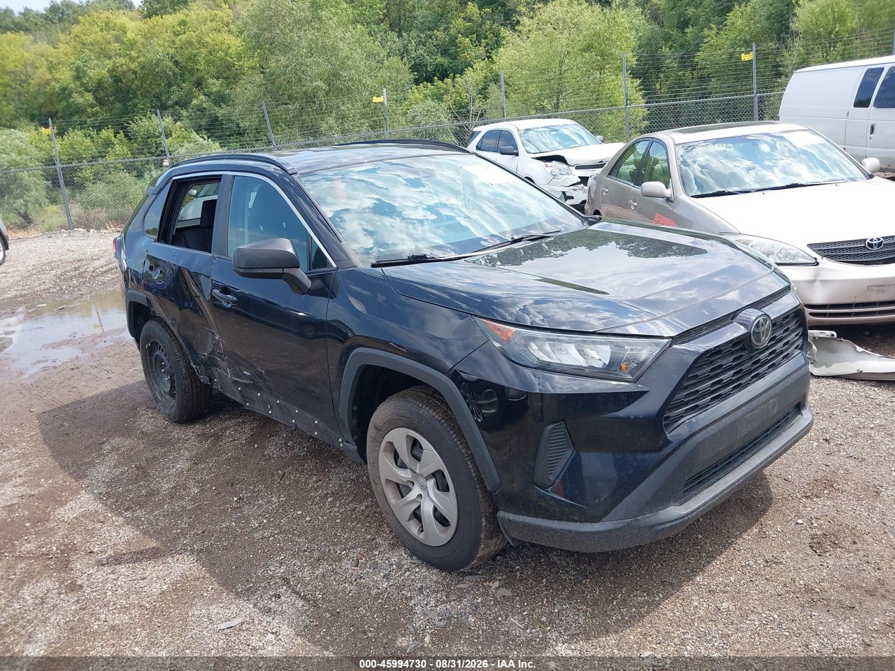 2020 TOYOTA RAV4 LE