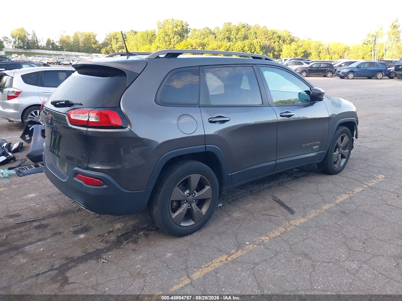 2017 JEEP CHEROKEE 75TH ANNIVERSARY EDITION 4X4 · 4/11