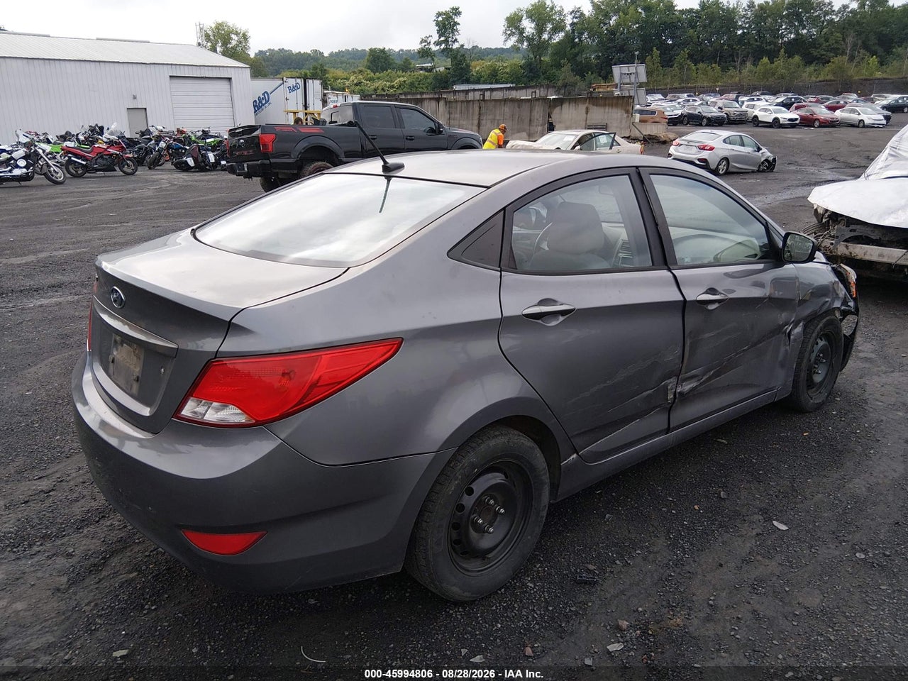 2015 HYUNDAI ACCENT GLS · 4/11