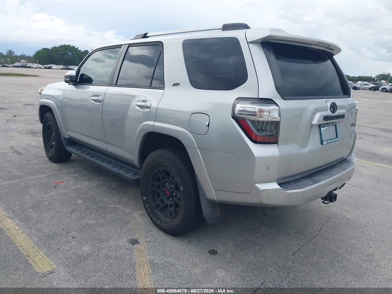 2020 TOYOTA 4RUNNER SR5 · 3/11