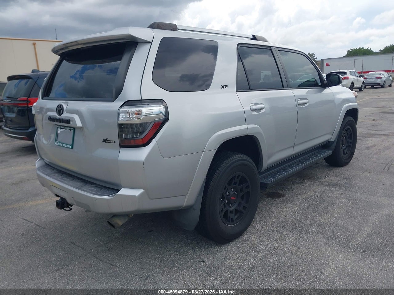 2020 TOYOTA 4RUNNER SR5 · 4/11