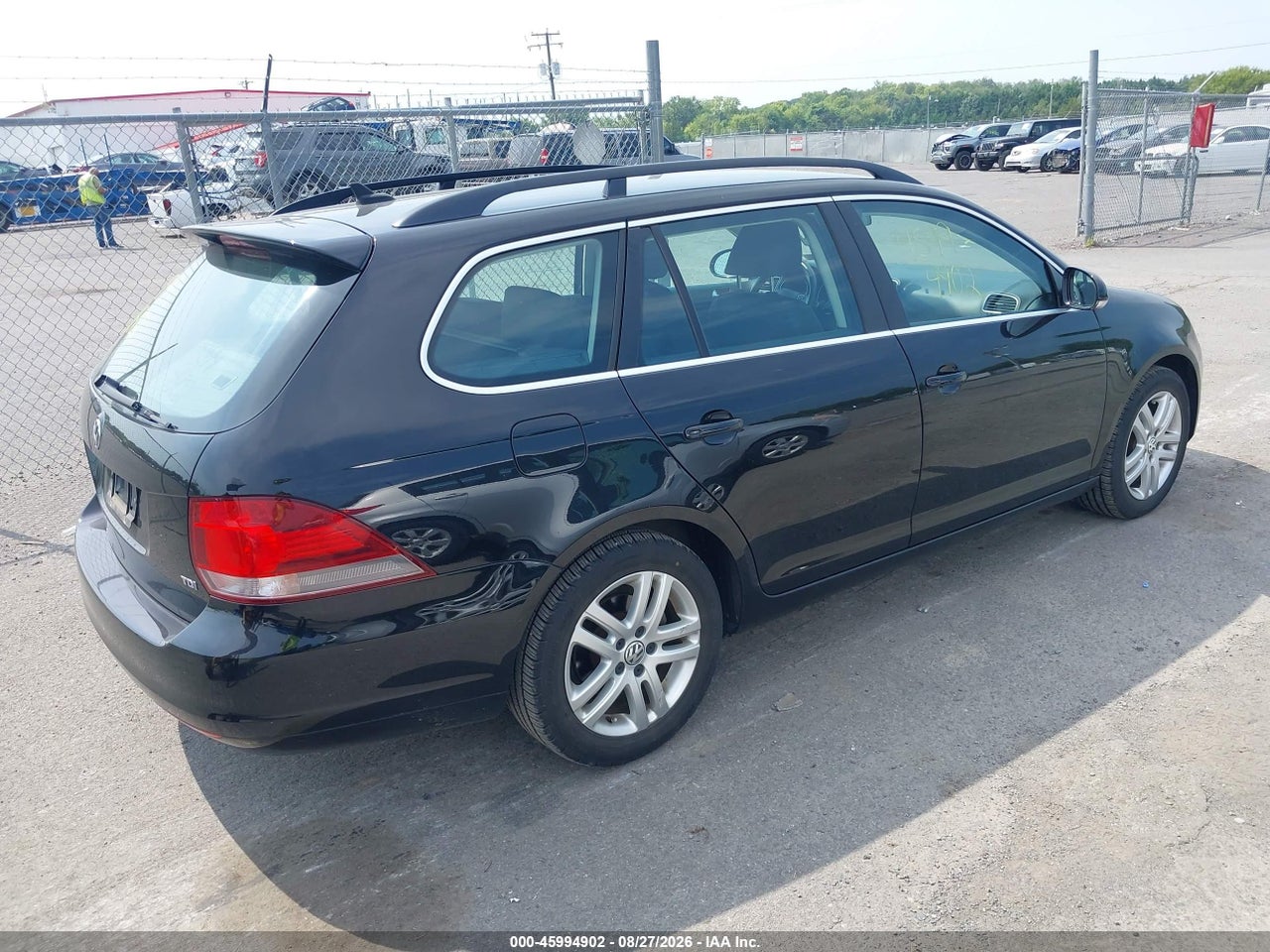2014 VOLKSWAGEN JETTA SPORTWAGEN 2.0L TDI · 4/11