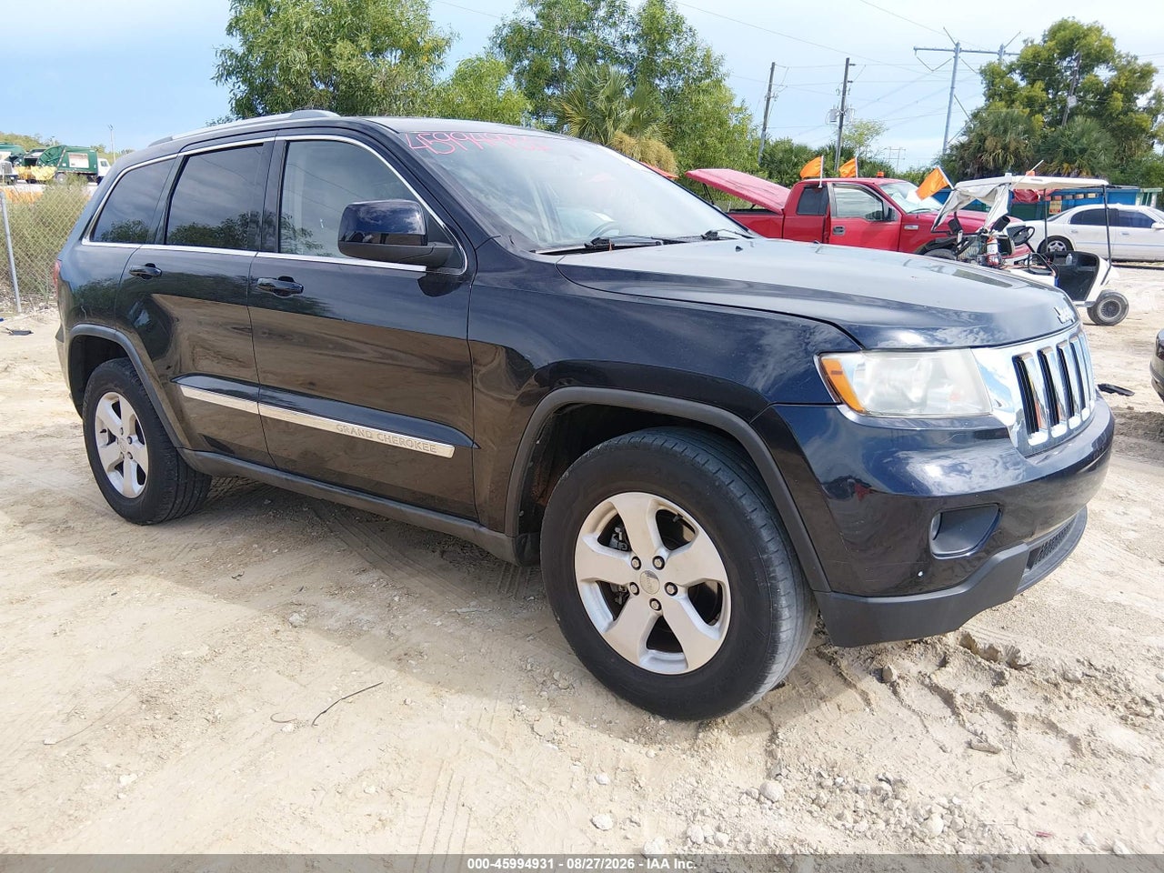 1J4RR4GG3BC****** · 2011 JEEP GRAND CHEROKEE LAREDO