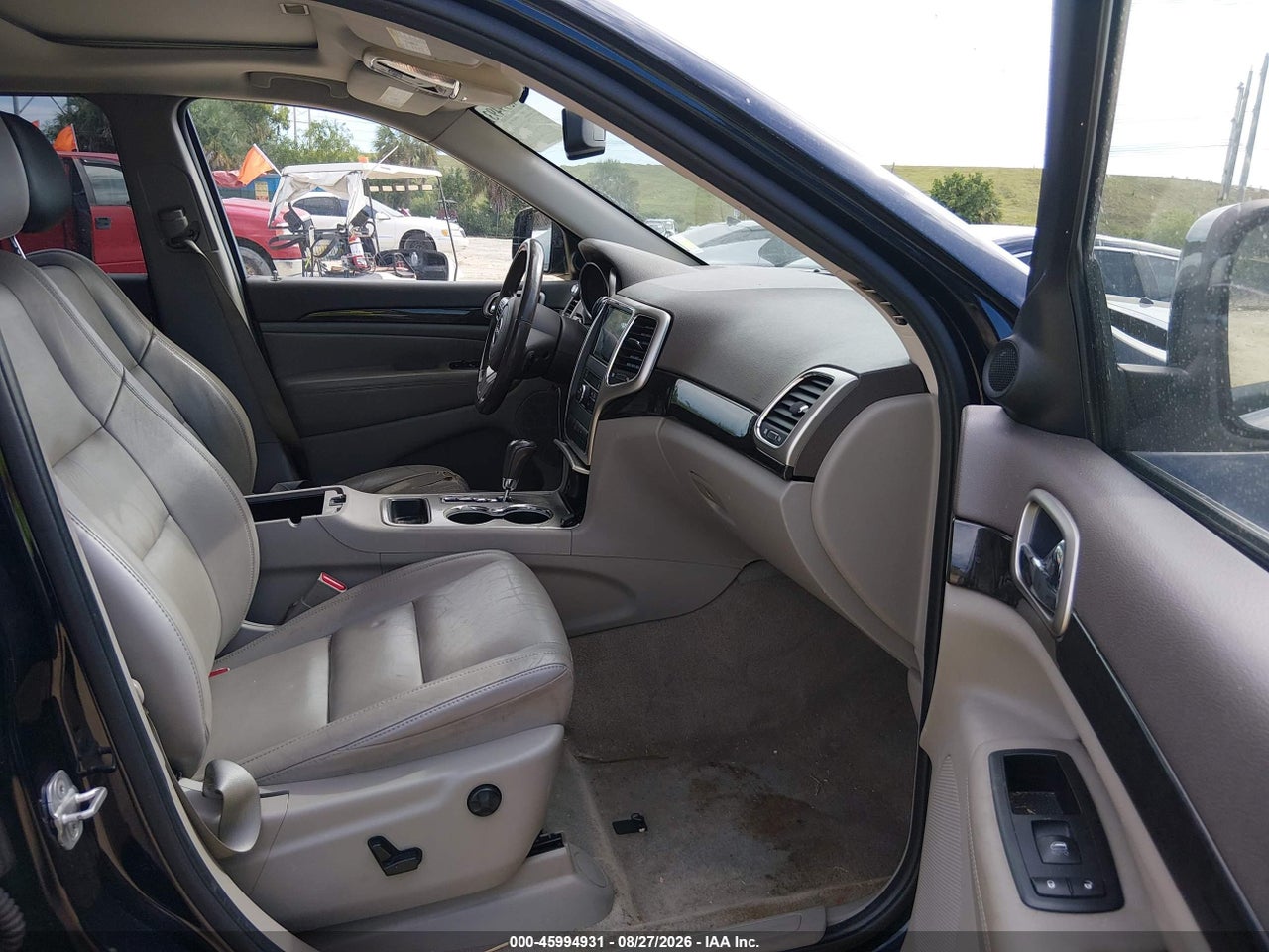 2011 JEEP GRAND CHEROKEE LAREDO · 5/11