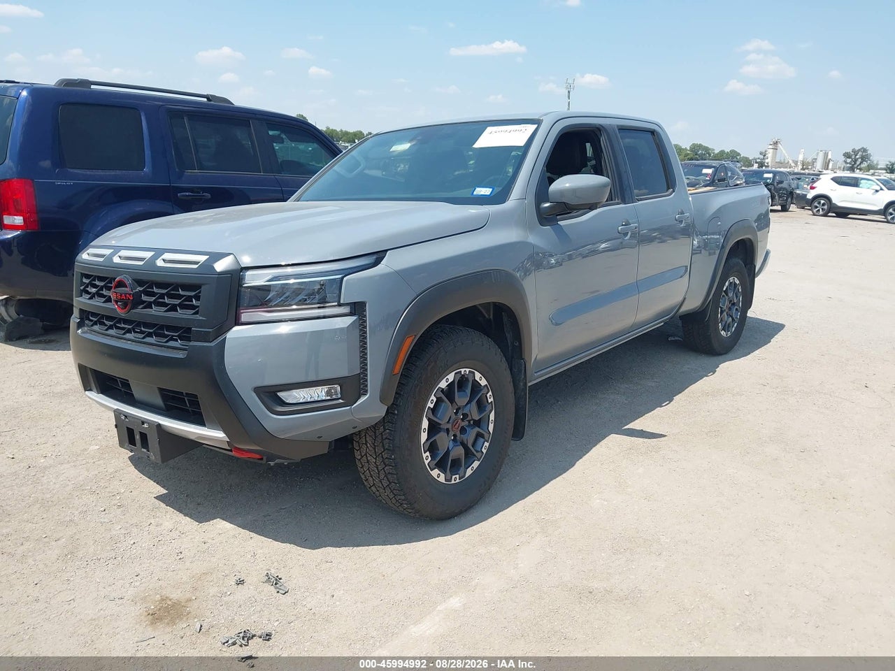 2025 NISSAN FRONTIER LONG BED PRO-4X 4X4 · 2/11