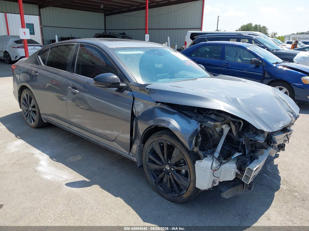 2022 NISSAN ALTIMA SR FWD
