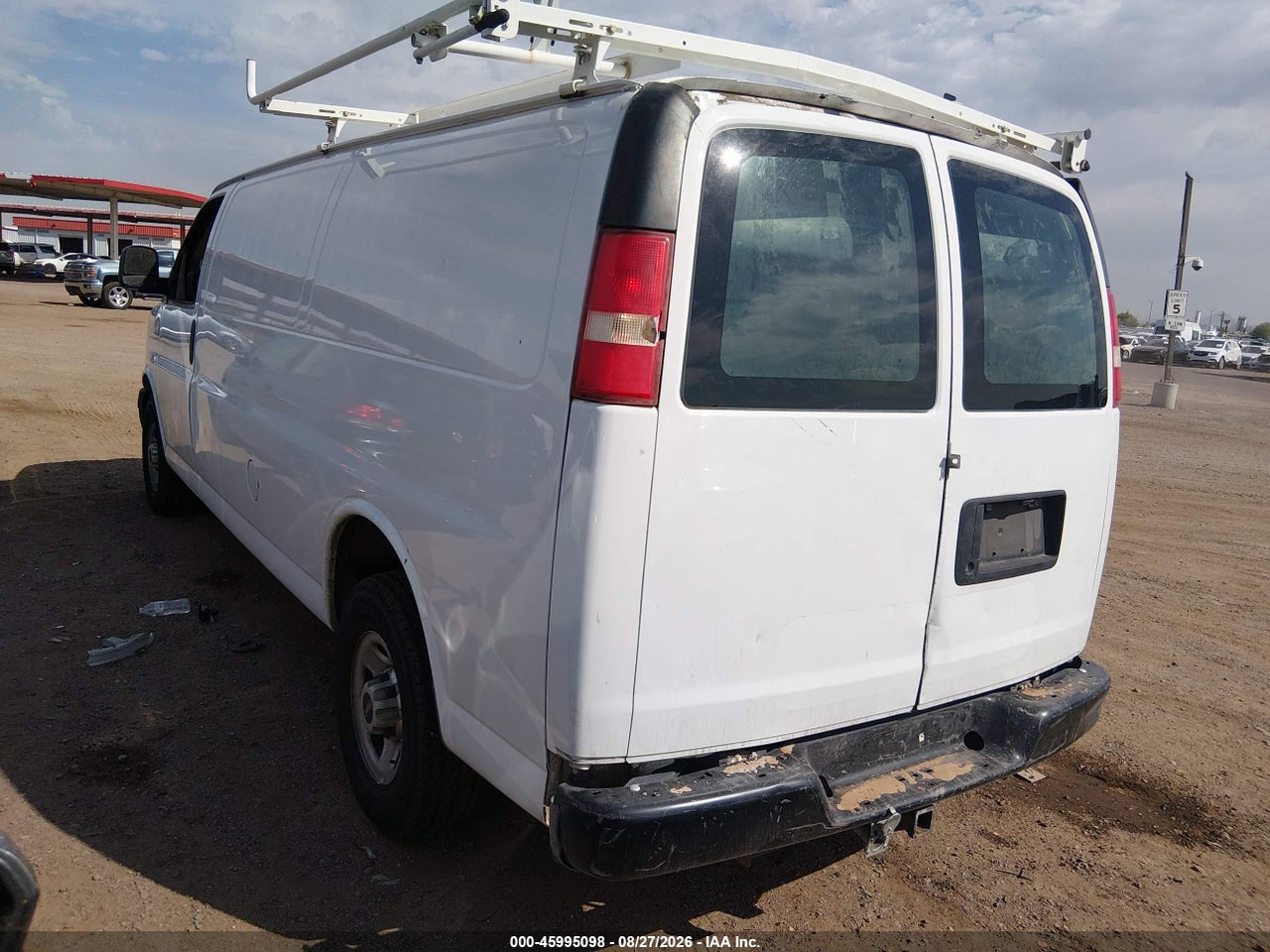 2017 GMC SAVANA 2500 WORK VAN · 3/11