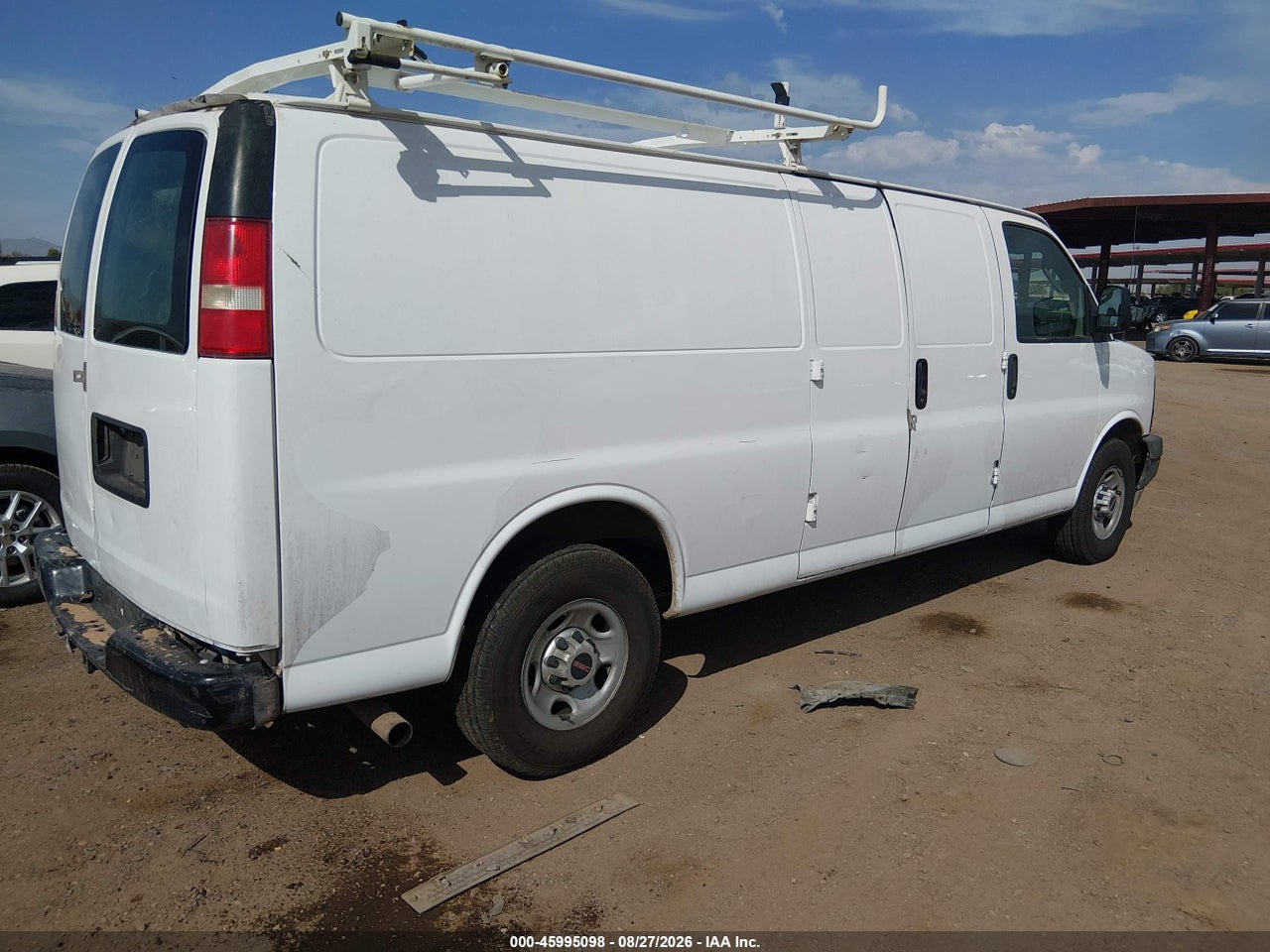 2017 GMC SAVANA 2500 WORK VAN · 4/11