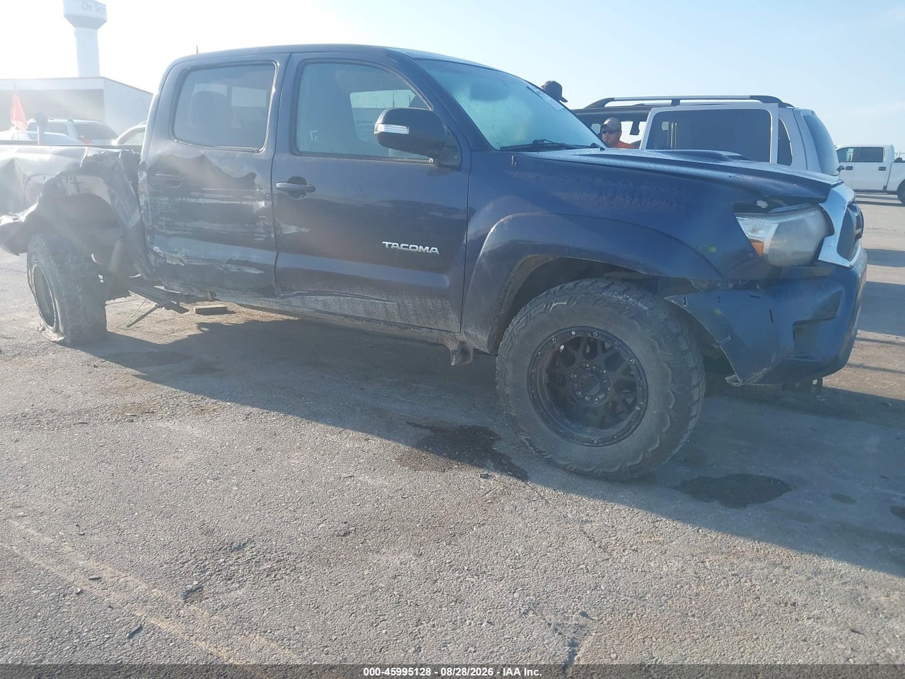 3TMLU4EN1DM****** · 2013 TOYOTA TACOMA BASE V6
