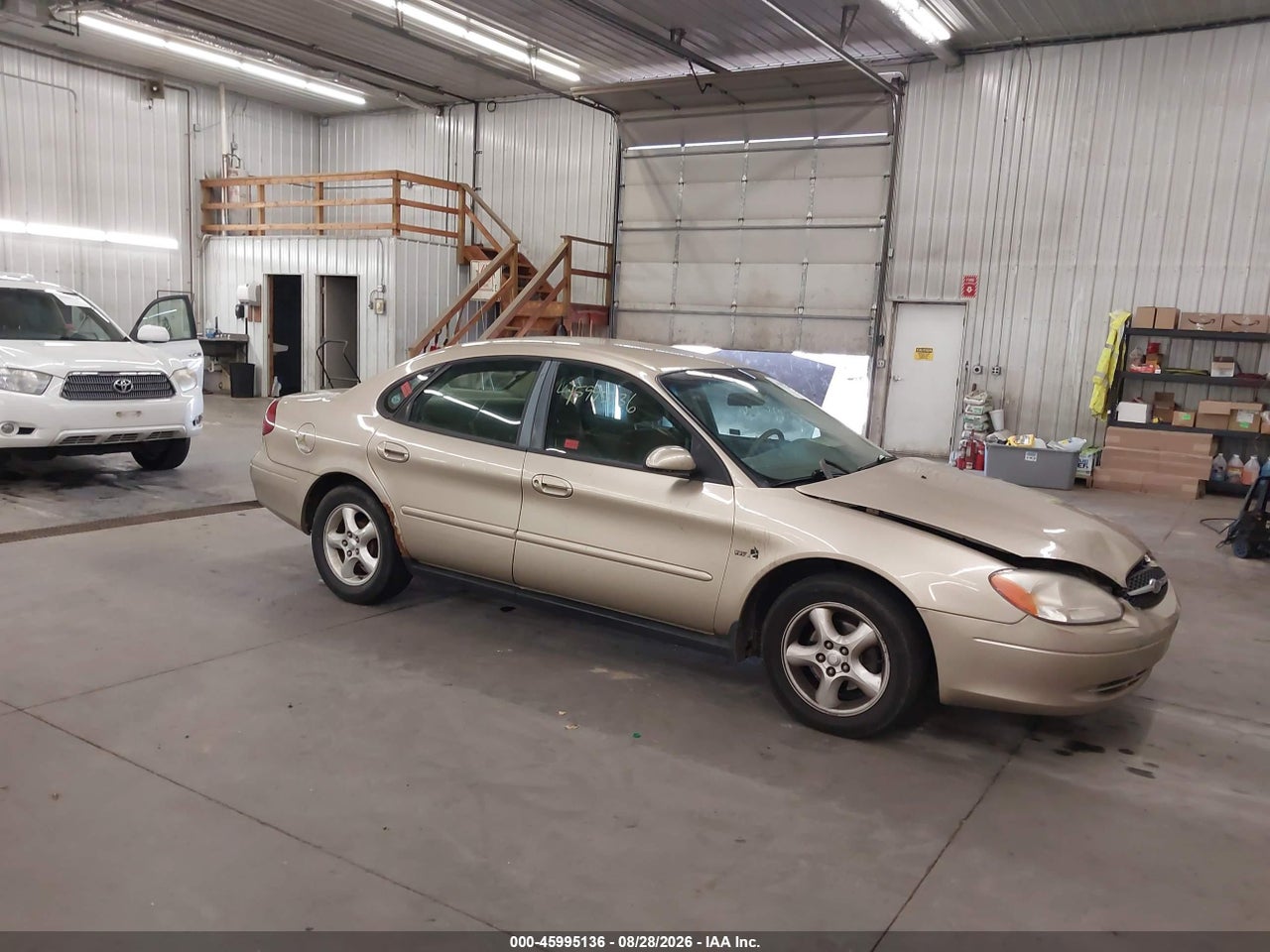 2000 FORD TAURUS SE