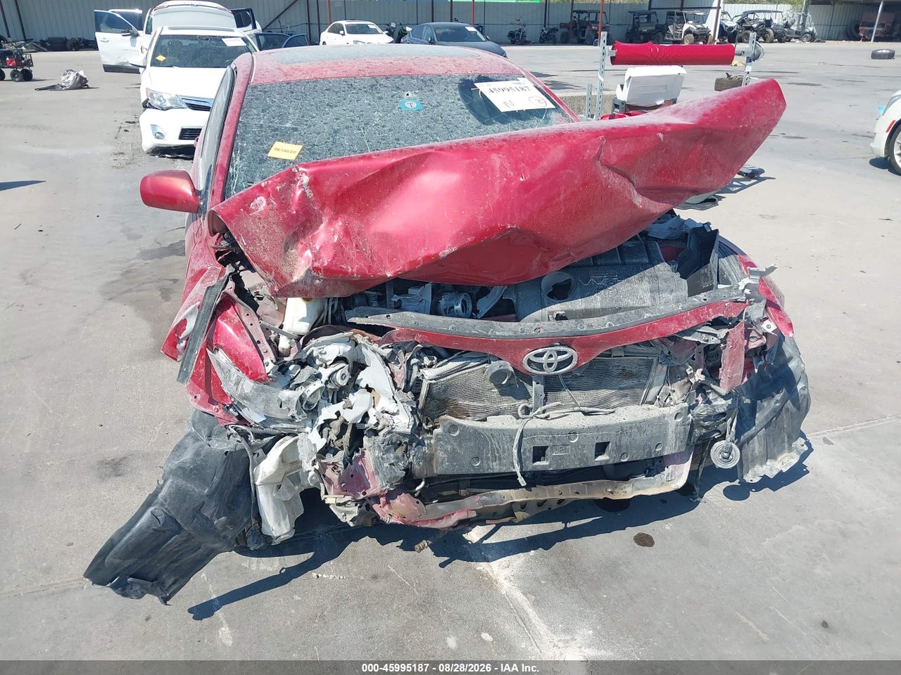 2011 TOYOTA CAMRY SE · 6/10