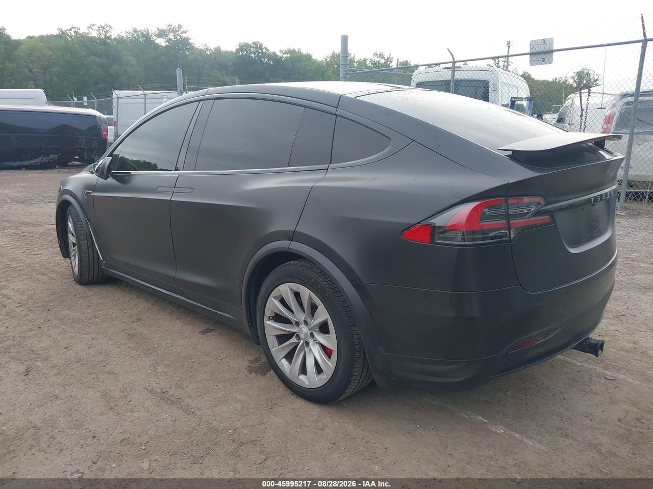 2016 TESLA MODEL X 60D/P100D/P90D · 3/9