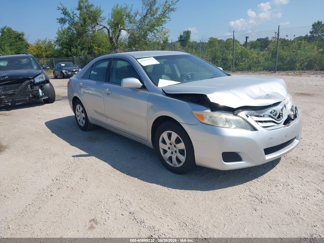 4T4BF3EK3BR****** · 2011 TOYOTA CAMRY LE